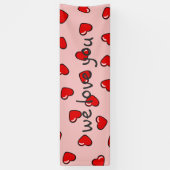 Rode liefdeshartenbanner spandoek (Verticaal)