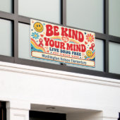 Rode Lint Week School Spandoek (Buitenkant Gebouw)