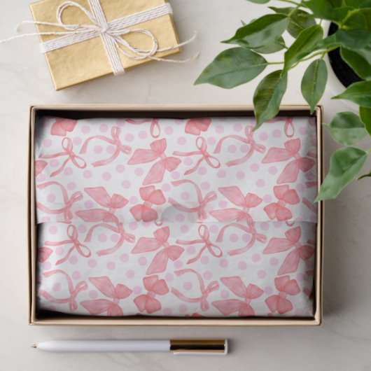 Rode linten en roze stippen tissuepapier (Geschenk)