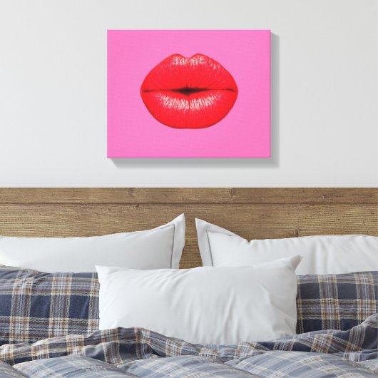 Rode lippen lippenstift pop kunst op girly roze canvas afdruk (Insitu (Slaapkamer))