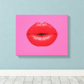 Rode lippen lippenstift pop kunst op girly roze canvas afdruk (Insitu (Houten vloer))