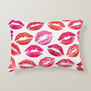 Rode lippen set, witte achtergrond. accent kussen