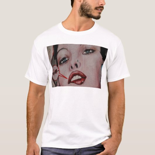 Rode lippen t-shirt (Voorkant)
