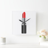 Rode lippenstift. vierkante klok (Huis)