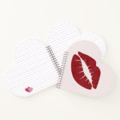 Rode lipstick afdrukken notitieboek (Binnen)