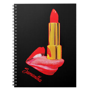 Rode lipstick op de tong met personalisatie notitieboek