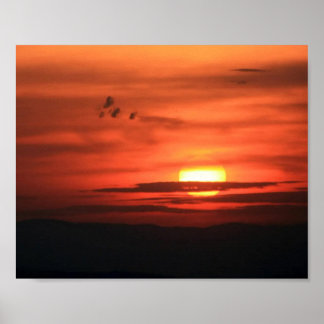 Rode lucht boven het dal poster