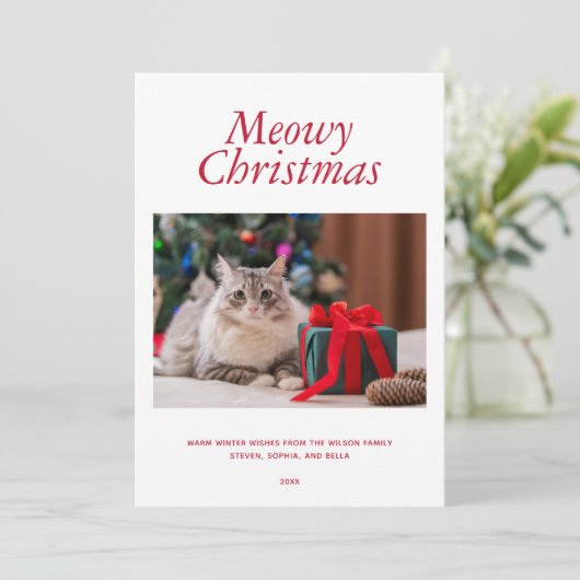 Rode "Meowy Kerstmis" Persoonlijke foto Feestdagenkaart (Staand voorkant)