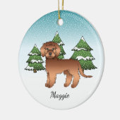 Rode Mini Goldendoodle - Winter Woud & Naam Keramisch Ornament (Links)