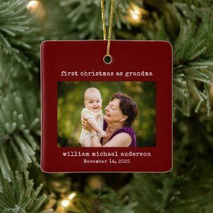 Rode minimalistische eerste Kerstmis als oma Foto Keramisch Ornament