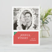 Rode moderne typografie met schuine foto feestdagenkaart (Staand voorkant)