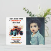 Rode Monster Truck Verjaardag Uitnodigingen foto (Staand voorkant)