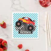 Rode monstervrachtwagen; geruite vlag; blauwe stre servet (Insitu)