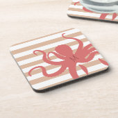 Rode octopus modern strand, wit zand gestript bier onderzetter (Linkerzijde)