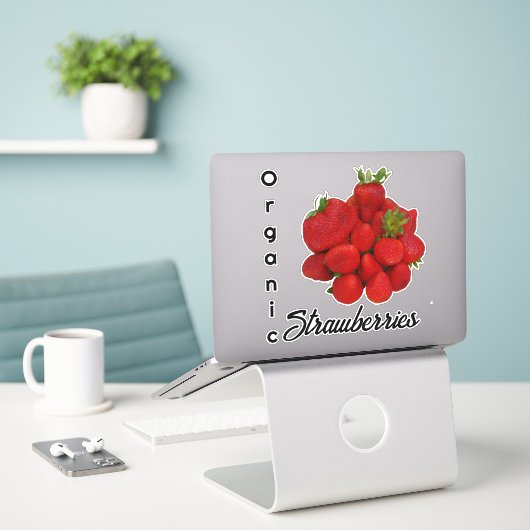 Rode Organische Aardbeien Fotografisch Sticker (Laptop op bureau)