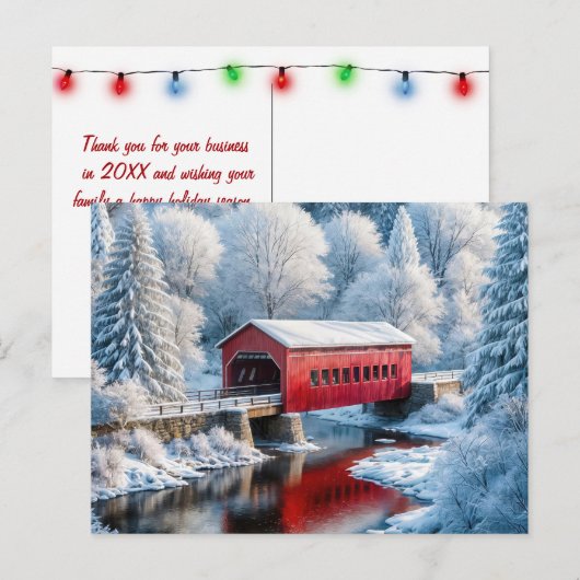 Rode overdekte kerstbrug in het winterbos feestdagenkaart (Voorkant / Achterkant)