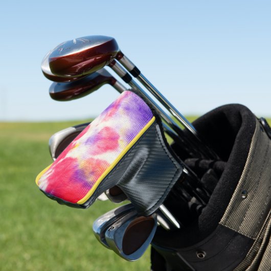 Rode paarse gele stropdas kleurstof v1 golfheadcover (Insitu)