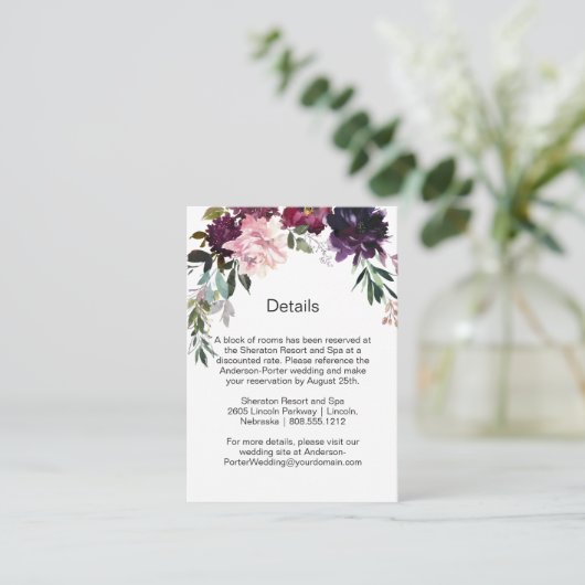 Rode Paarse Groene Bloemenspray Enclosure Kaarten (Staand voorkant)