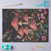 Rode paddenstoelen in een Fantasy Forest Tissuepapier (Craft)