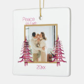 Rode Pagoda Kerstbomen 2-foto Vrede op Aarde Keramisch Ornament (Links)