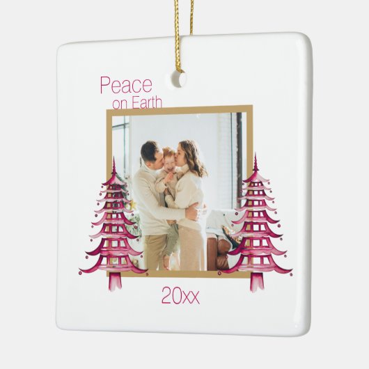 Rode Pagoda Kerstbomen 2-foto Vrede op Aarde Keramisch Ornament (Links)