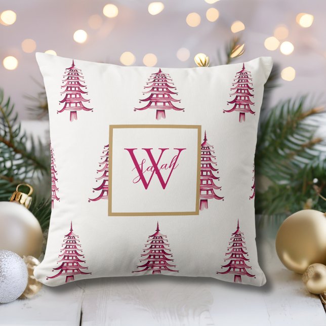Rode Pagoda Kerstboom Monogrammed Patroon Kussen (Red Pagoda Christmas Tree Monogrammed Pattern Throw Pillow)
