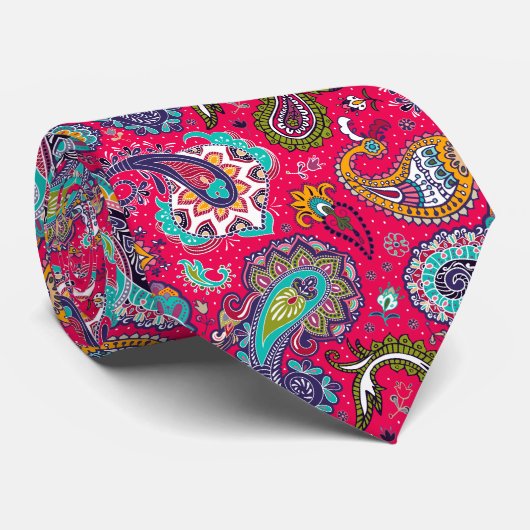 Rode Paisley Stropdas (Opgerold)