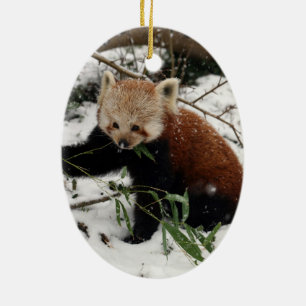 Rode panda keramisch ornament