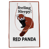 Rode Panda Voel je slaperig Grappig Rode Panda Medium Cadeauzakje (Voorkant)
