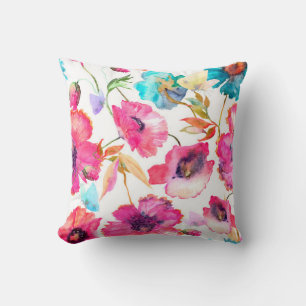Rode papaver en blauwe bloemen met vlinders, wat kussen