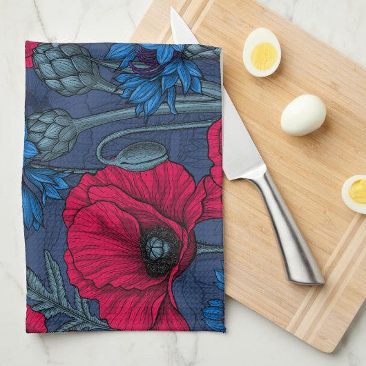Rode papaver en blauwe cornbloemen op blauw theedoek (Quarter Fold)