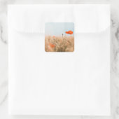 Rode papaver en goudgerst vierkante sticker (Tas)