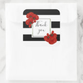 Rode papaver op zwarte & witte achtergrond vierkante sticker (Tas)
