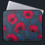 Rode papavers en ladybugs op donkerblauw laptop sleeve<br><div class="desc">Handgetrokken vectorpatroon met papaverbloemen en ladybugs</div>