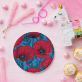 Rode papavertuin op blauw papieren bordje (Feest)