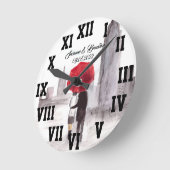 Rode paraplu-liefdespaar Romeinse nummers bruiloft Ronde Klok (Hoek)