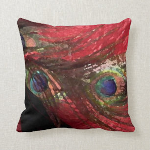 RODE PEACOCK FEATHERS VAN LIZ LOZ KUSSEN