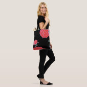 Rode Pioenrozen Tote Bag (Op model)