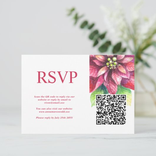 Rode Poinsettia Winter Kerstmis Bruiloft QR Code RSVP Kaartje (Staand voorkant)
