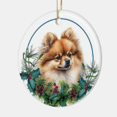 Rode Pommerse Hond Evergreen Berry krans Keramisch Ornament (Links)