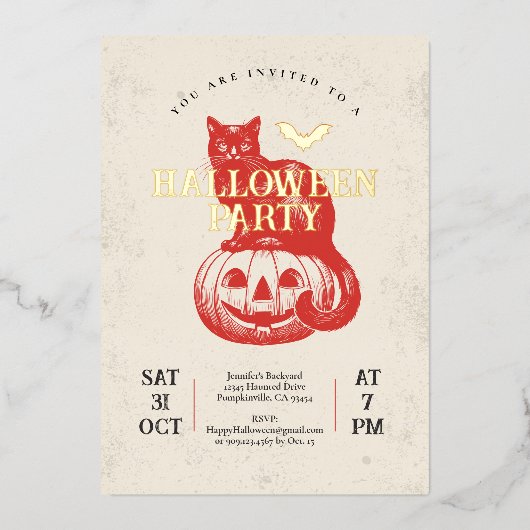 rode pompoen en kat Halloween Party Gold Folie Uitnodiging (Voorkant)