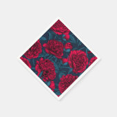 Rode pony tuin in donkerblauw servet (Hoek)