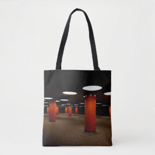 RODE POST ONDER MAXIMUMLICHT BIJ NACHT TOTE BAG