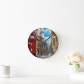 Rode  postbus op Malta Ronde Klok (Huis)