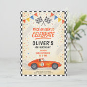 Rode raceauto kinderverjaardag kaart (Staand voorkant)