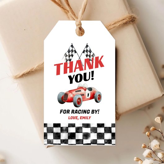 Rode raceauto verjaardagscadeau tag cadeaulabel