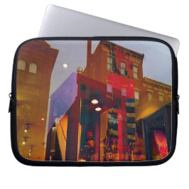 rode reflecties op de straten van Philadelphia Laptop Sleeve