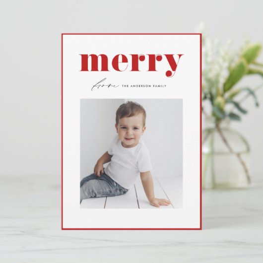Rode Retro Bold Vrolijk Typografie Foto Kerstmis Feestdagenkaart (Staand voorkant)