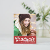 Rode Retro Script Klasse van 2025 Foto Afstuderen Aankondigingskaart (Staand voorkant)