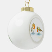 Rode Robins in de winter Keramische Bal Ornament (Links)
